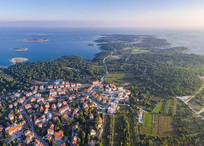 Ella Premantura By Interhome Pula