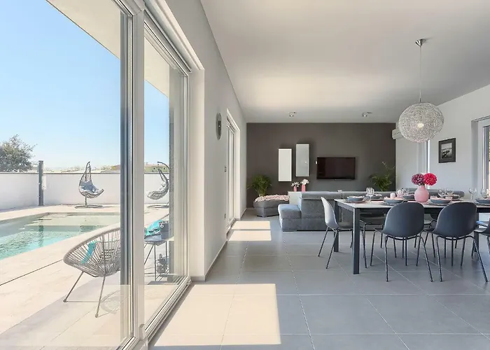 Ella Premantura By Interhome Villa Pola