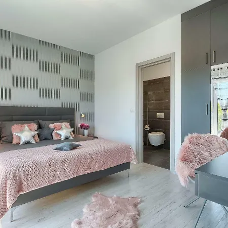 Ella Premantura By Interhome *