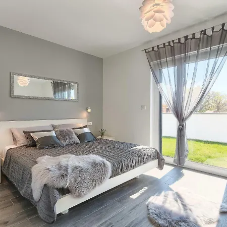 Ella Premantura By Interhome 别墅 普拉