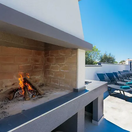 Villa Ella Premantura By Interhome *