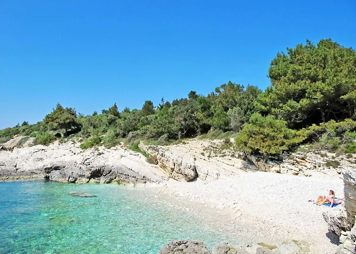 Vila Ella Premantura By Interhome *