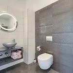 빌라 Ella Premantura By Interhome