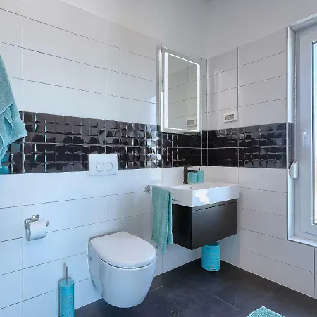 Ella Premantura By Interhome פולה